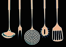 Bild zeigt  Küchenutensilien aus Kunststoff